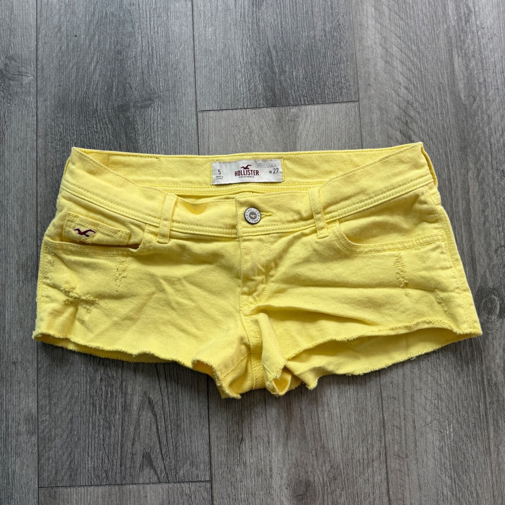 Y2K Hollister Yellow Low Rise Distressed Cutoff Denim Shorts Size 5 W27